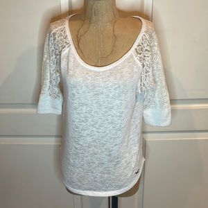 Lace sleeve Hollister top